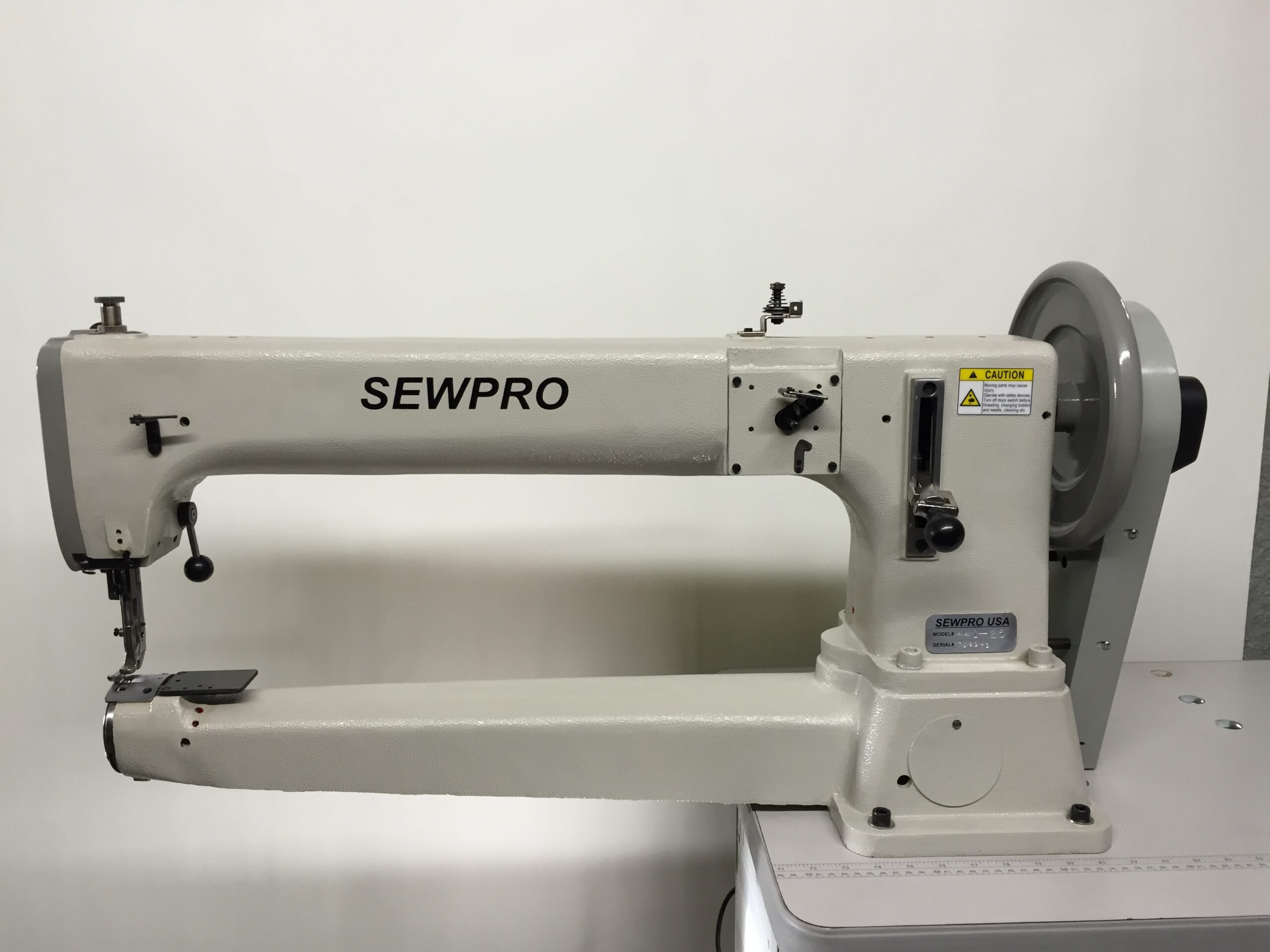 SEWPRO 441-25 – Long-Arm Cylinder-Bed Sewing Machine for Extra Heavy  Materials, image size:2560x1920